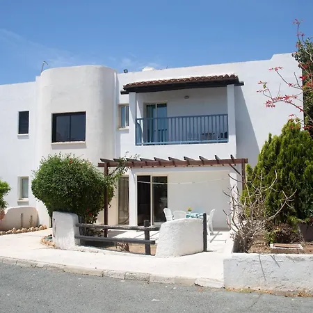 Always Welcome! Near Beach, Cml Swimming Pool