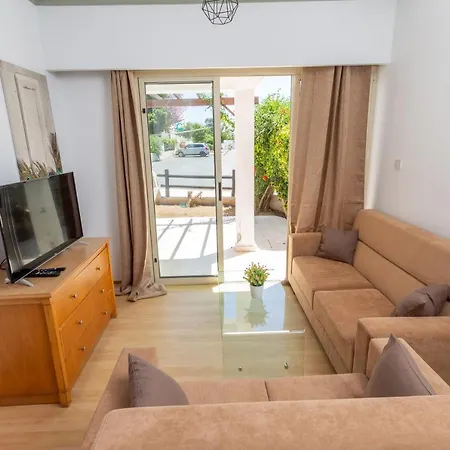 Always Welcome! Near Beach, Cml Swimming Pool Appartement *